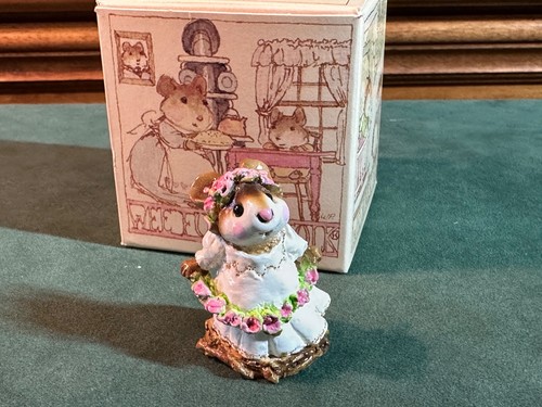 Wee forest folk maid - wee,